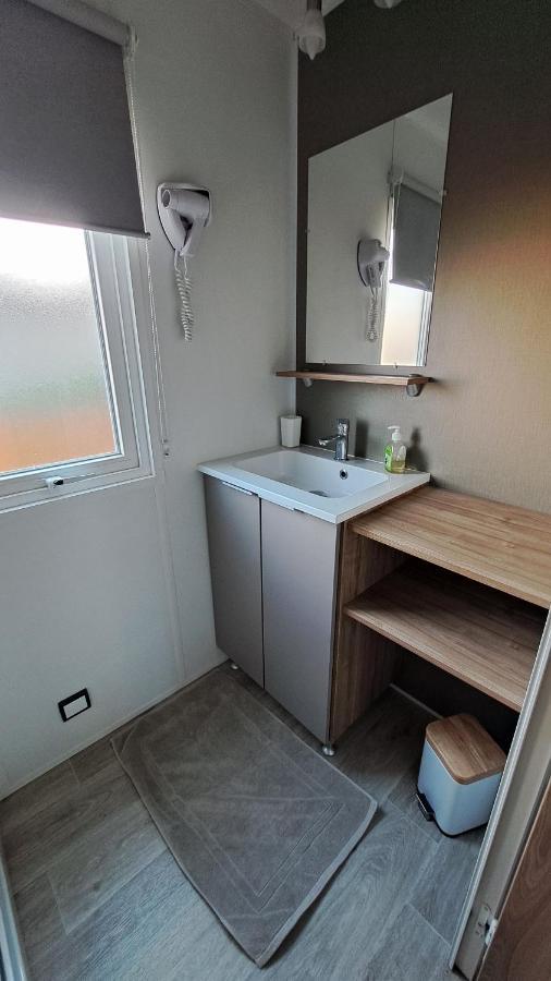 Mobile Home Climatise 3 Chambres A Narbonne Plage ภายนอก รูปภาพ