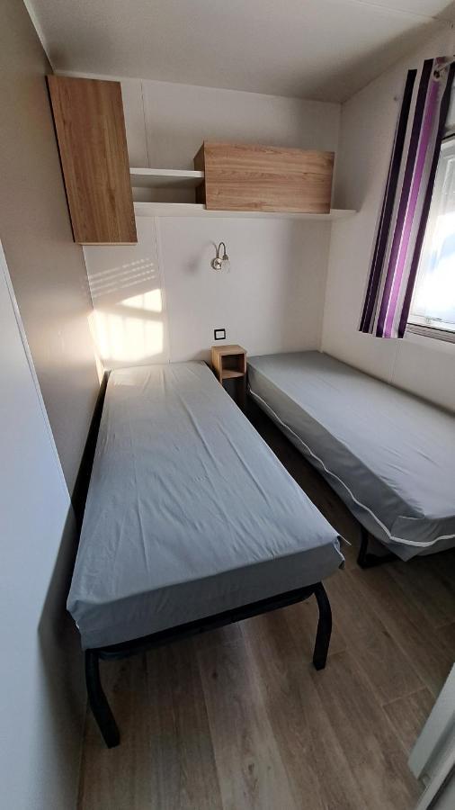 Mobile Home Climatise 3 Chambres A Narbonne Plage ภายนอก รูปภาพ